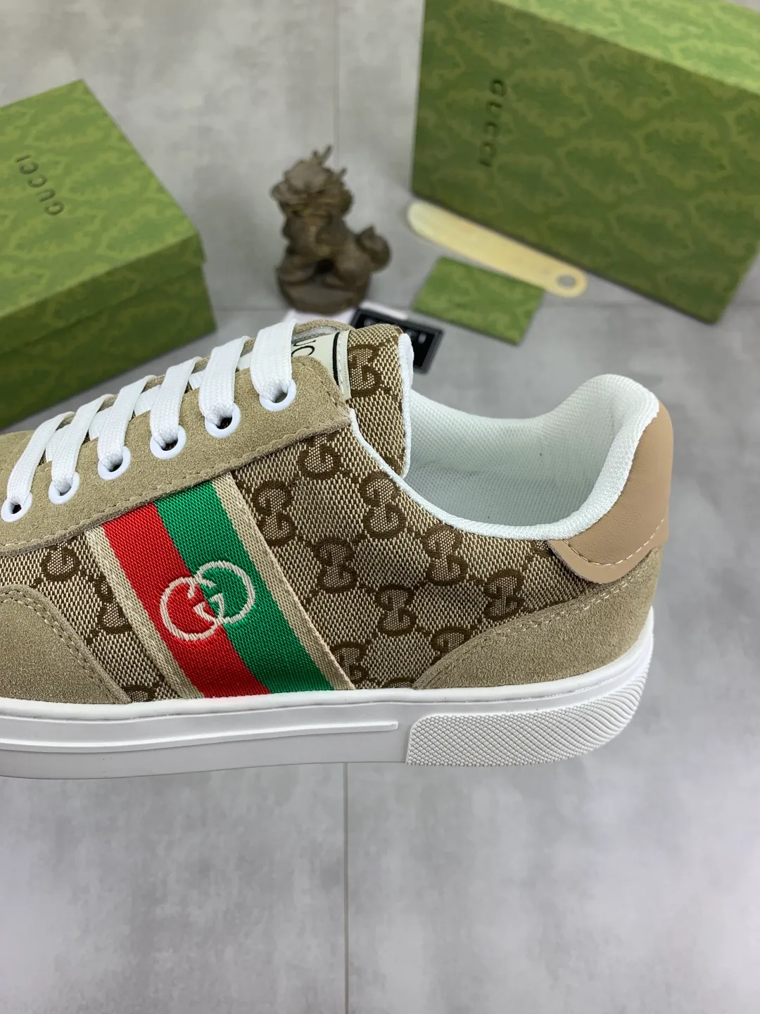 Men's men's shoes 💰P440💰 [New model] (GUCCI) official website's latest 🎁🎁casual and fashionable men's shoes 👟, hot style 💥 style is simple and elegant, exclusive for trendy men. Unique official website's latest brand double G elements Original 👑Gucci decoration, fashionable and generous, the fabric is original frosted calfskin✅Fully imported first-layer pigskin lining, the official website specifies wear-resistant, lightweight original rubber casual outsole, the classic model is taken in real life🎬38-44 3️⃣ colors available